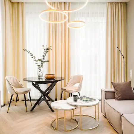 Entire In Apartment